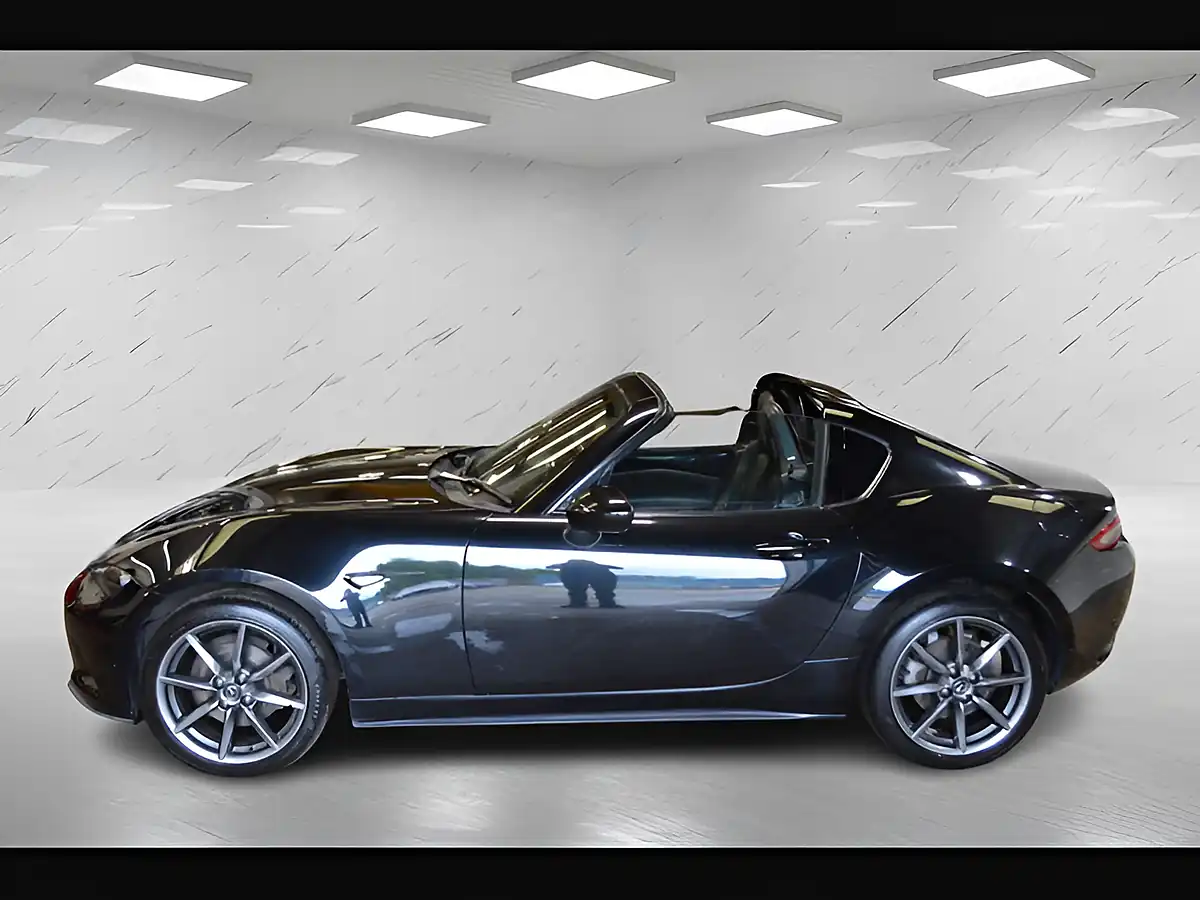 Used 2017 Mazda MX-5 Sport Nav Jet Black - Interior and Exterior details 9