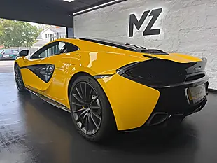 Used 2017 Mclaren 570GT Coupe Yellow - Interior and Exterior details 15