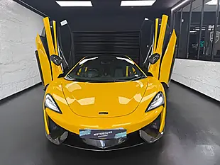 Used 2017 Mclaren 570GT Coupe Yellow - Interior and Exterior details 18