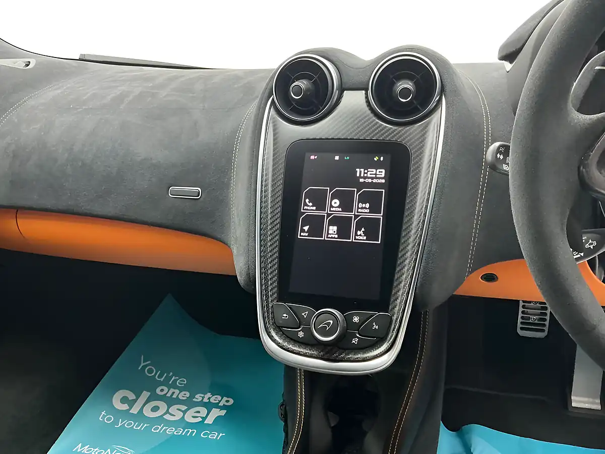 Used 2017 Mclaren 570s Coupe Orange - Interior and Exterior details 17