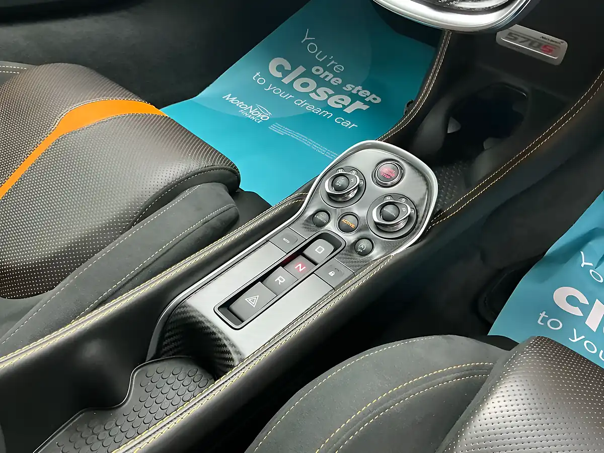 Used 2017 Mclaren 570s Coupe Orange - Interior and Exterior details 9