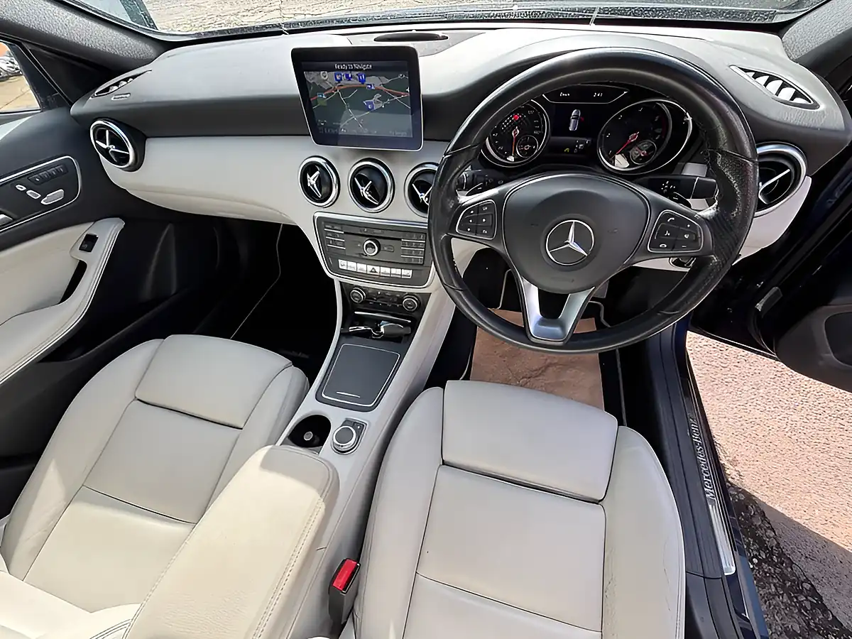 Used 2017 Mercedes a Class Sport Premium Plus Mediterranean Blue - Interior and Exterior details 6