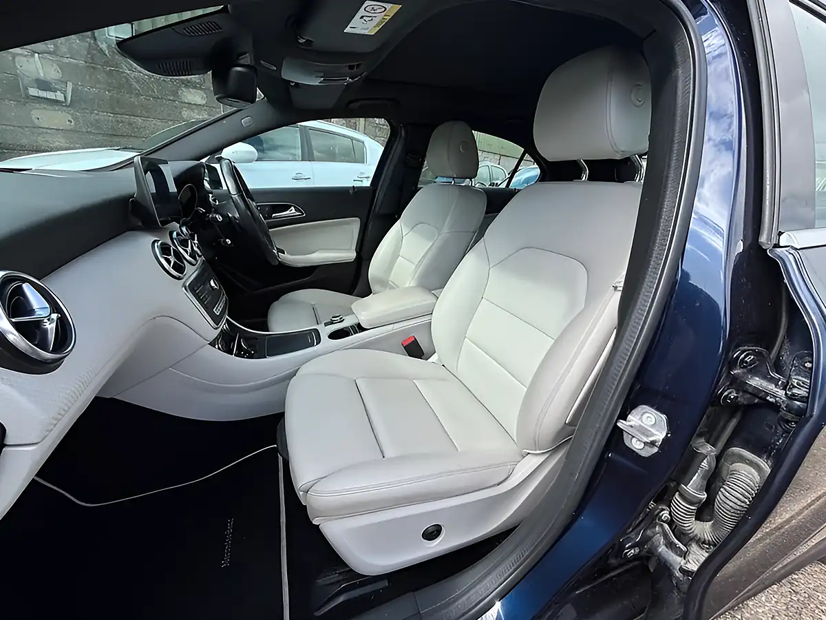 Used 2017 Mercedes a Class Sport Premium Plus Mediterranean Blue - Interior and Exterior details 7