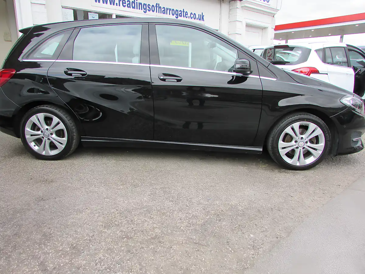 Used 2017 Mercedes B Class Sport Executive Black - Interior and Exterior details 5