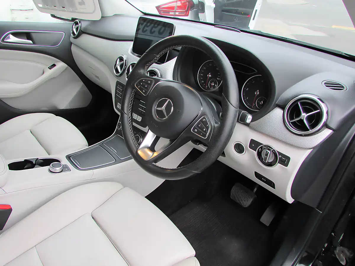 Used 2017 Mercedes B Class Sport Executive Black - Interior and Exterior details 8