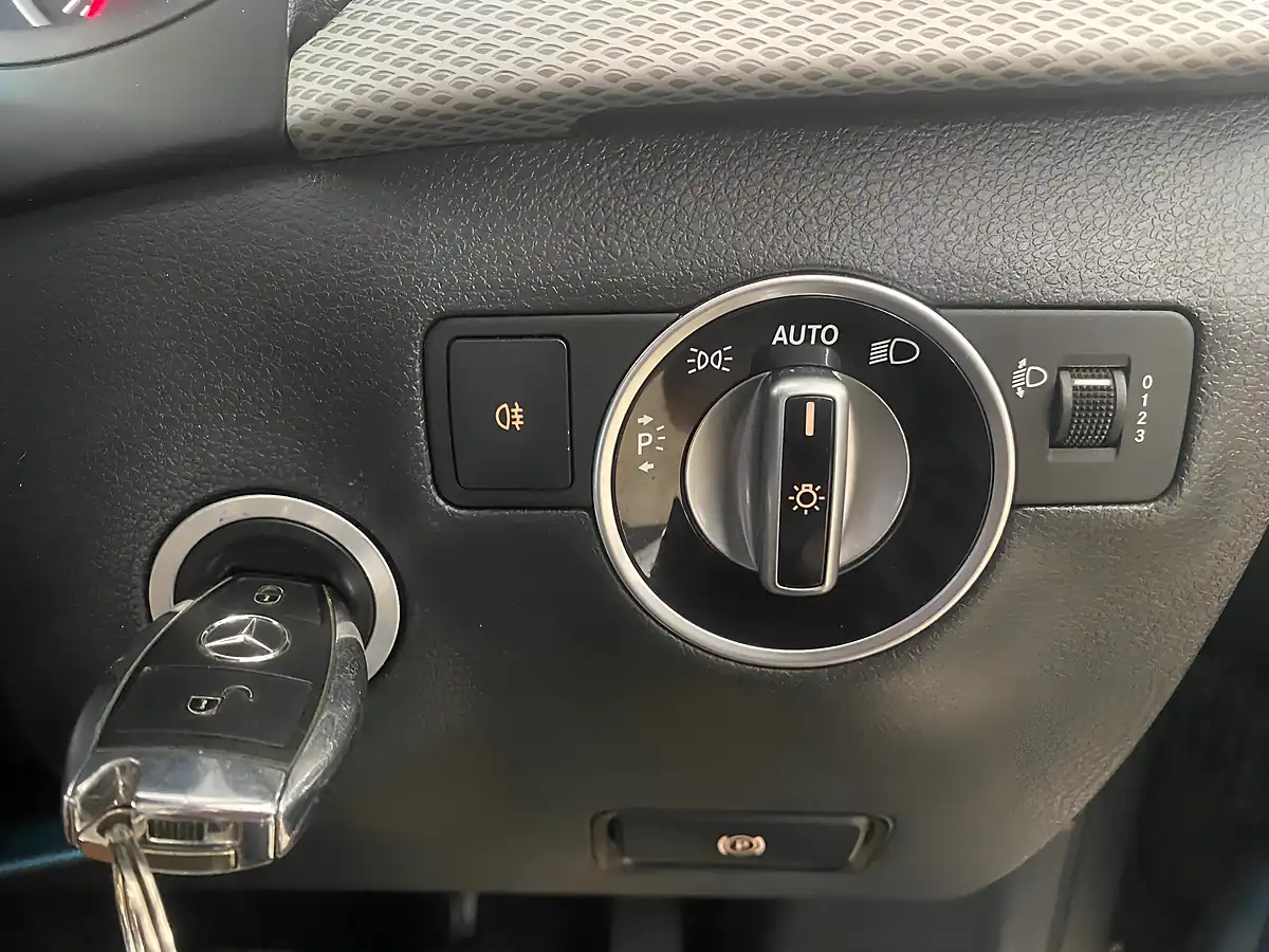 Used 2017 Mercedes B Class Sport Grey - Interior and Exterior details 15
