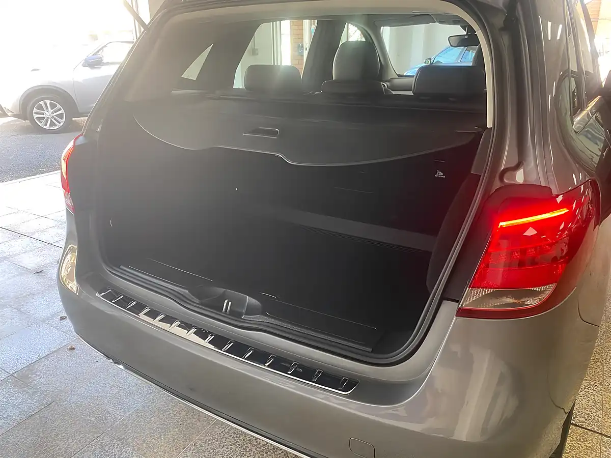 Used 2017 Mercedes B Class Sport Grey - Interior and Exterior details 19