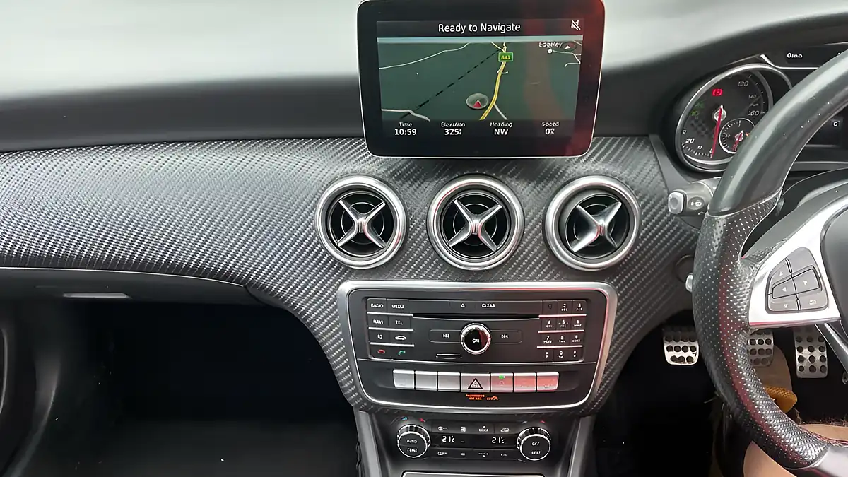 Used 2017 Mercedes-Benz a-Class AMG Line (executive) Blue - Interior and Exterior details 11