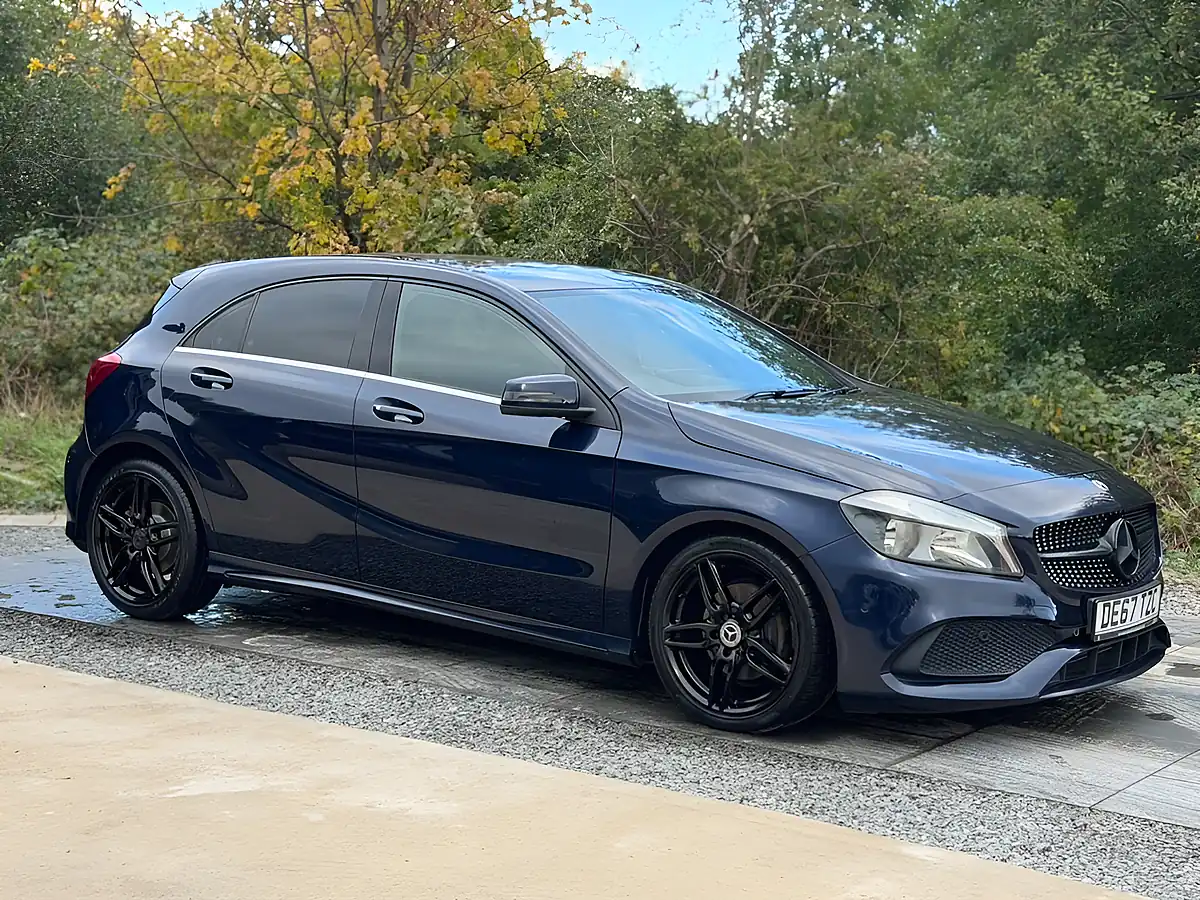 Used 2017 Mercedes-Benz a Class AMG Line (executive) Blue - Interior and Exterior details 10