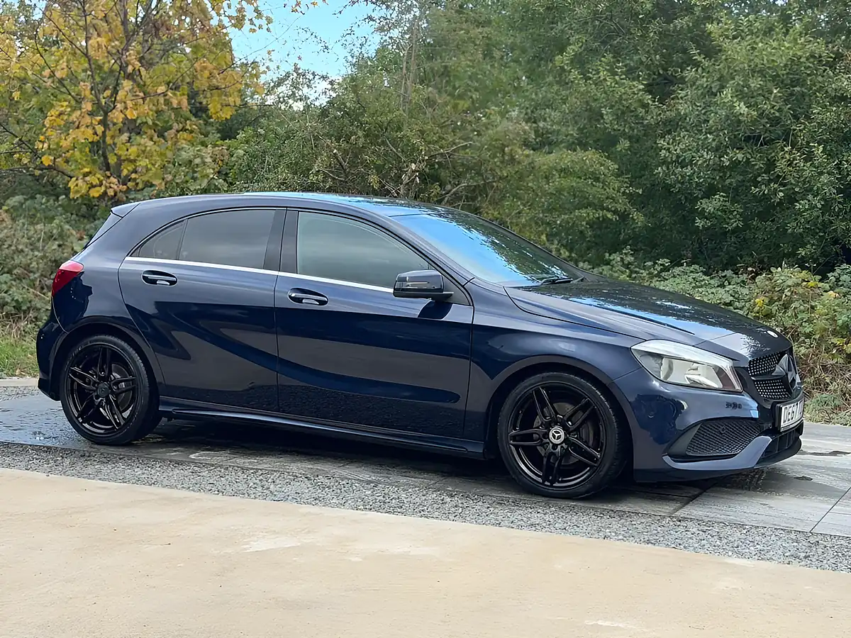 Used 2017 Mercedes-Benz a Class AMG Line (executive) Blue - Interior and Exterior details 4