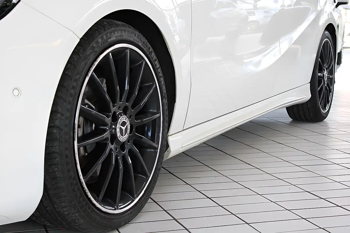 Used 2017 Mercedes-Benz a-Class AMG Line (premium) White - Interior and Exterior details 12