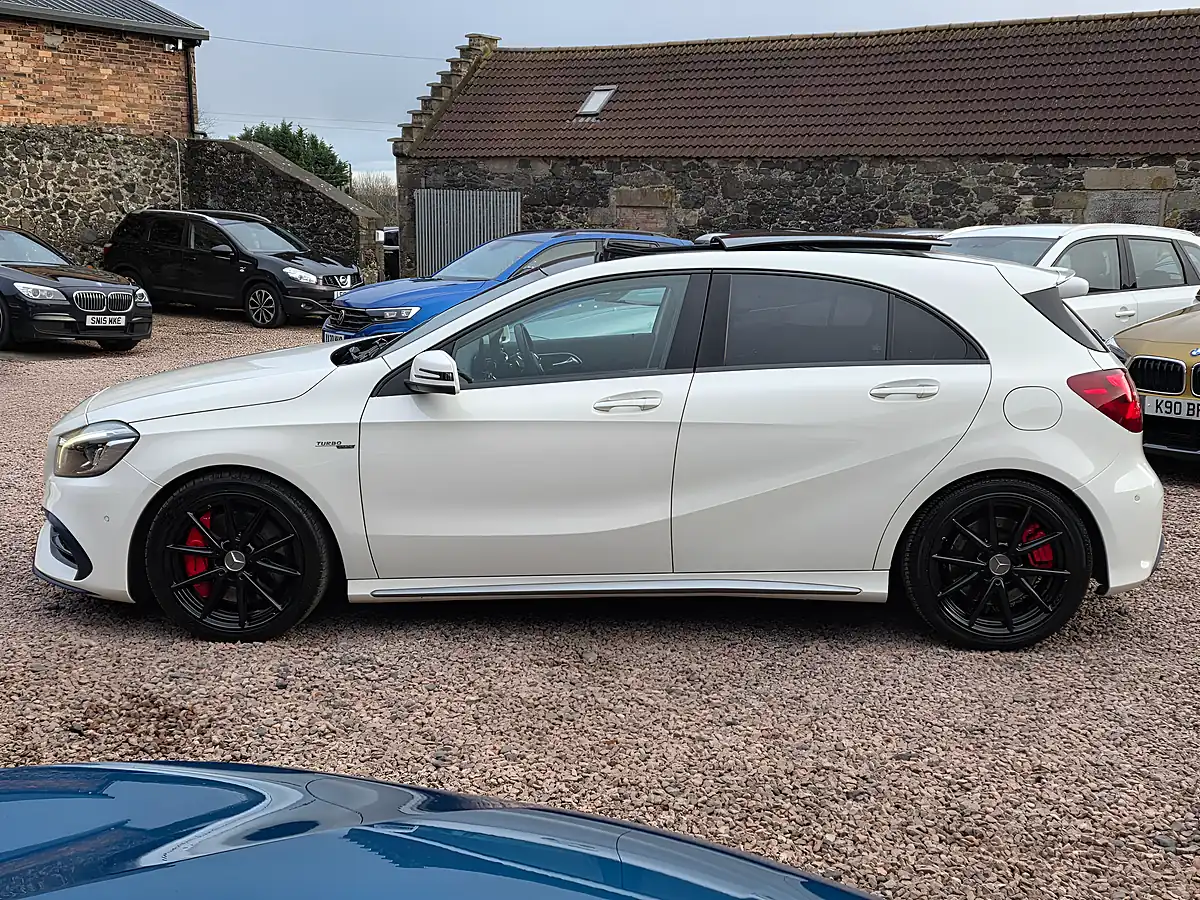 Used 2017 Mercedes-Benz a Class Premium Arctic White - Interior and Exterior details 14
