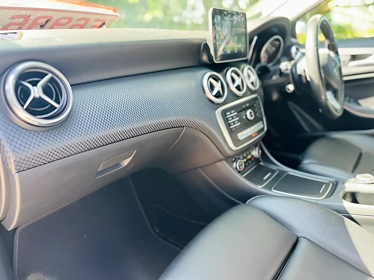 Used 2017 Mercedes-Benz a Class Sport Executive Blue - Interior and Exterior details 11