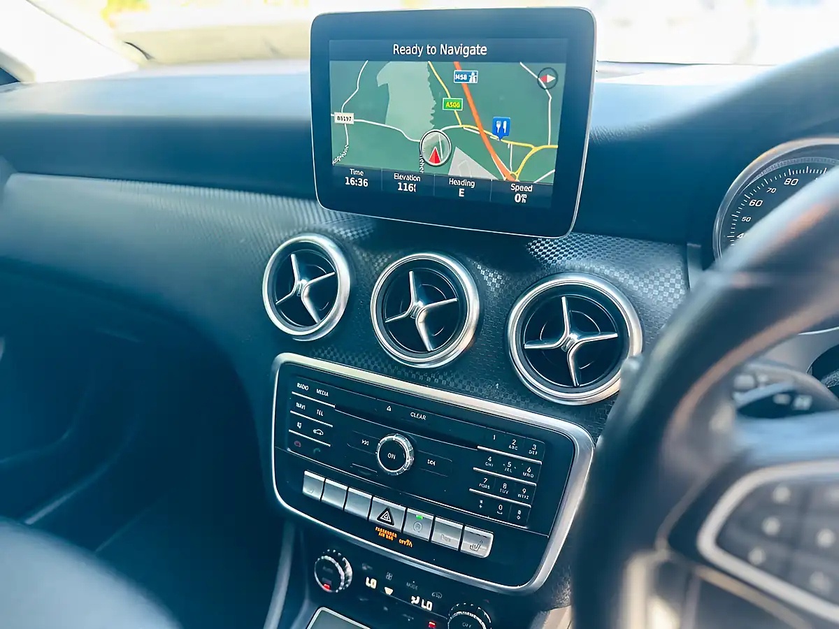 Used 2017 Mercedes-Benz a Class Sport Executive Blue - Interior and Exterior details 15