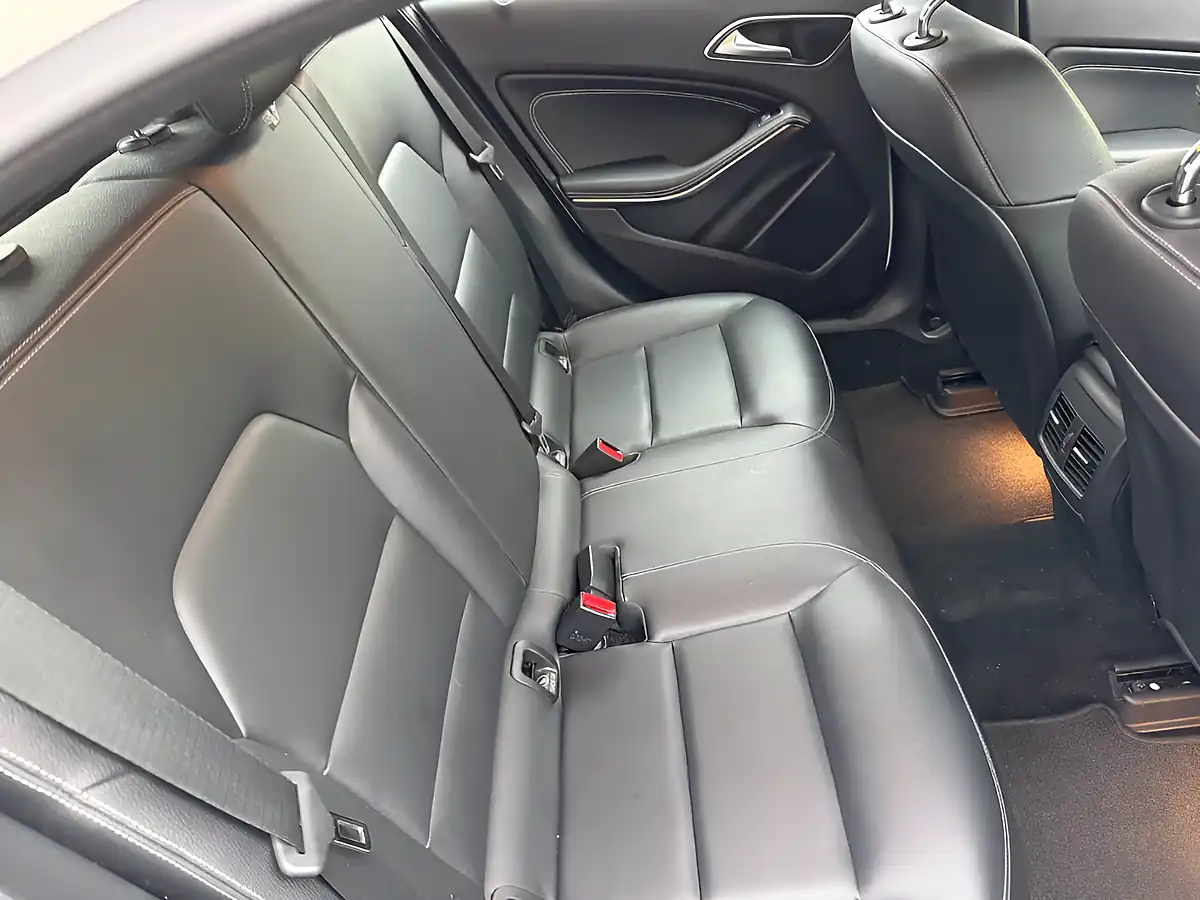 Used 2017 Mercedes-Benz a Class Sport (premium) White - Interior and Exterior details 11