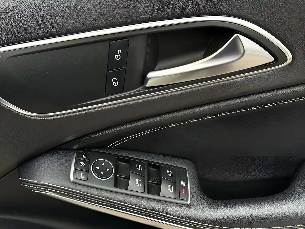 Used 2017 Mercedes-Benz a Class Sport (premium) White - Interior and Exterior details 14