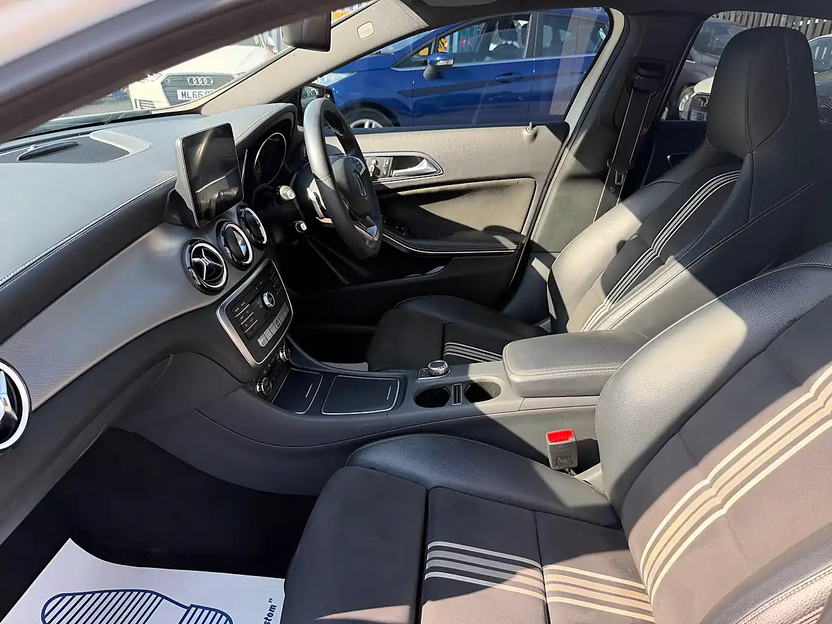 Used 2017 Mercedes-Benz a Class Whiteart Premium Plus White - Interior and Exterior details 10
