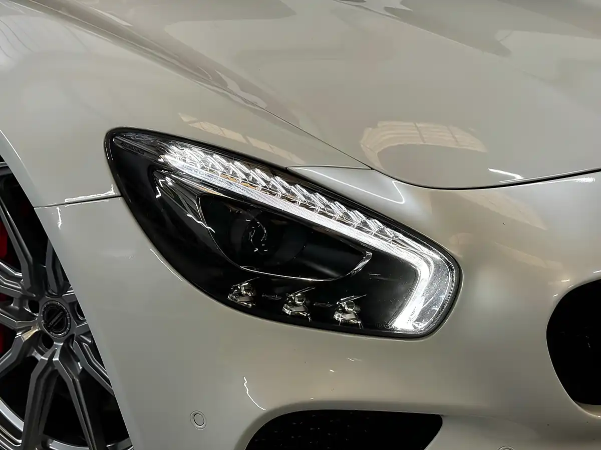 Used 2017 Mercedes-Benz AMG GT Gts Premium Pearl White - Interior and Exterior details 10