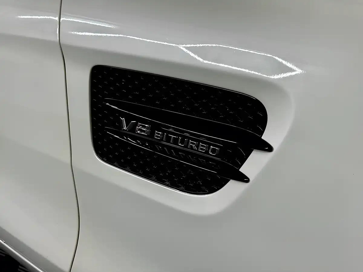 Used 2017 Mercedes-Benz AMG GT Gts Premium Pearl White - Interior and Exterior details 11