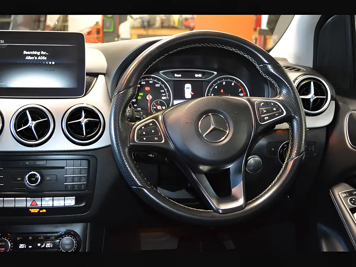 Used 2017 Mercedes-Benz B Class Sport (executive) Silver - Interior and Exterior details 14