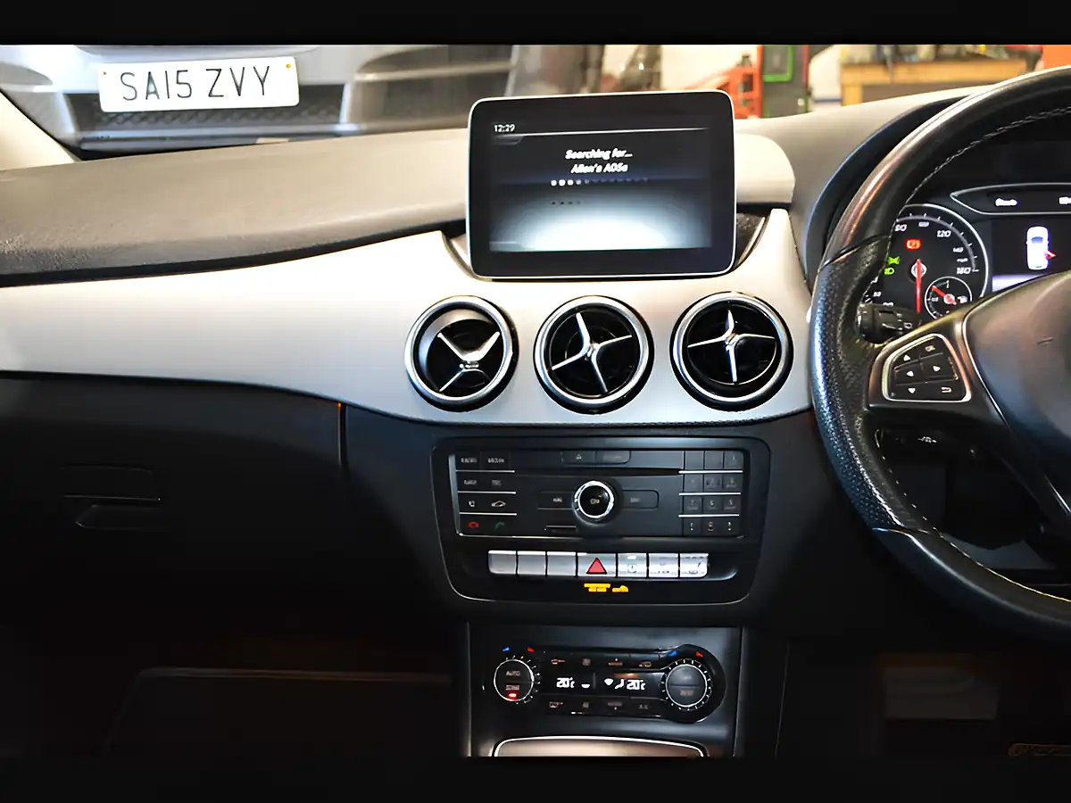 Used 2017 Mercedes-Benz B Class Sport (executive) Silver - Interior and Exterior details 15