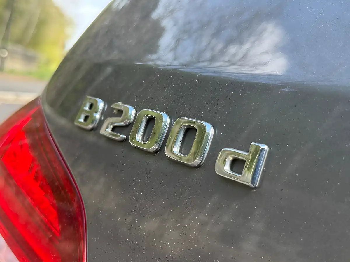 Used 2017 Mercedes-Benz B-Class Sport (premium) Grey - Interior and Exterior details 14