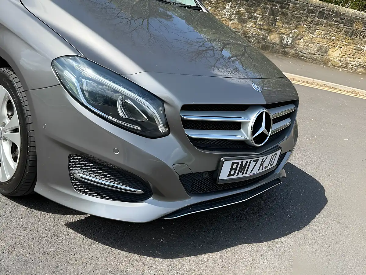 Used 2017 Mercedes-Benz B-Class Sport (premium) Grey - Interior and Exterior details 15