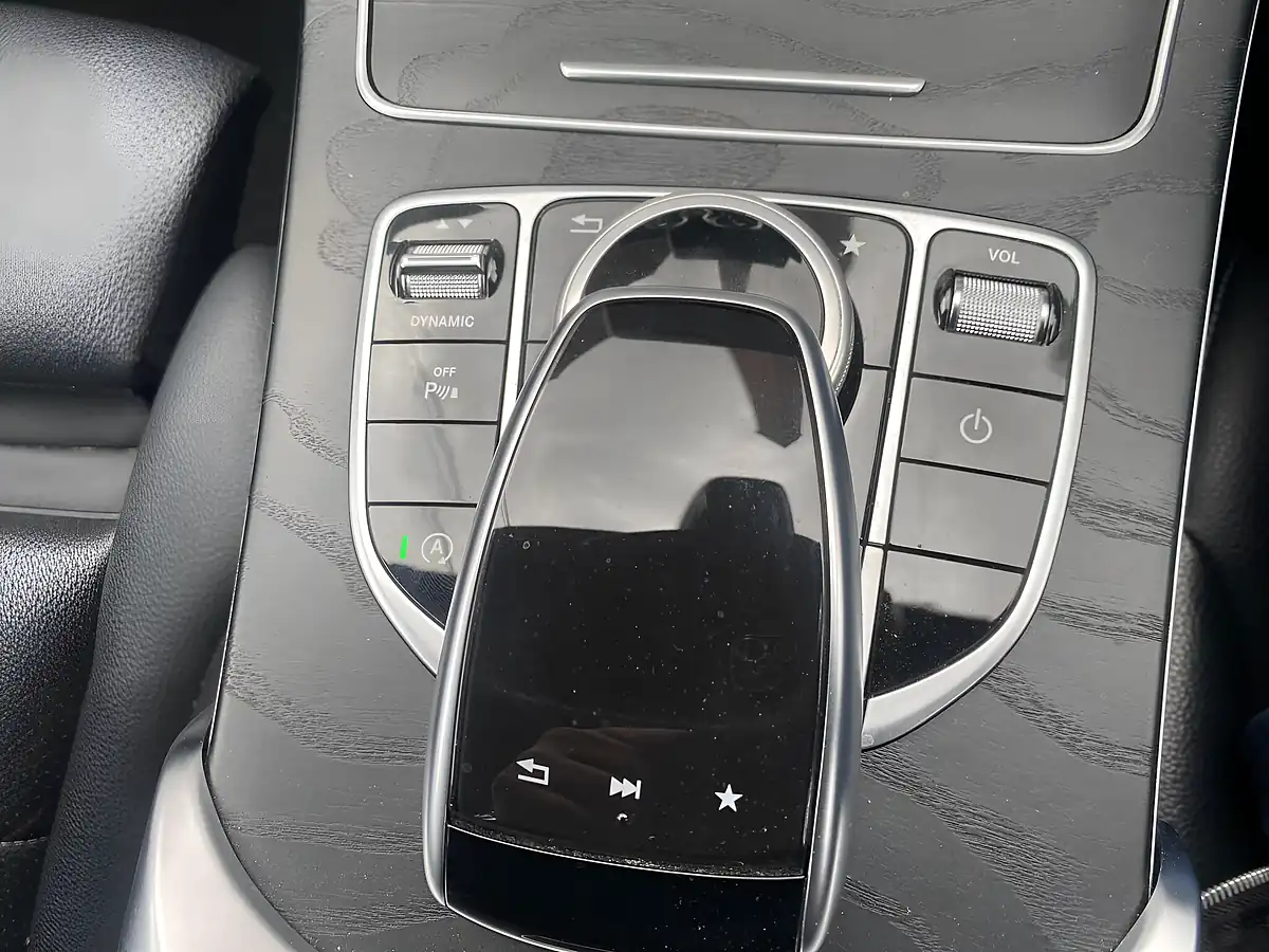 Used 2017 Mercedes-Benz C Class AMG Line Blue - Interior and Exterior details 6
