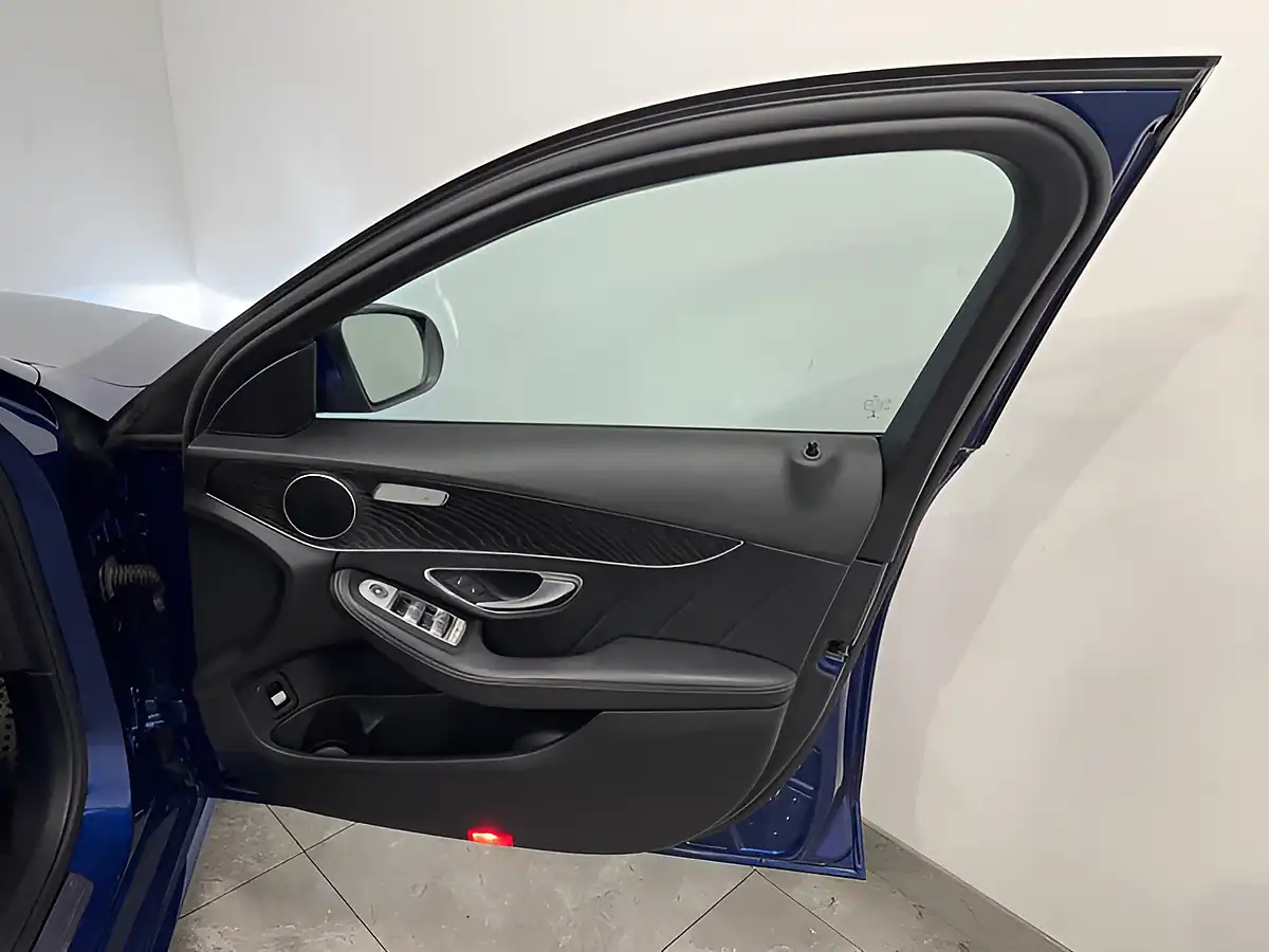 Used 2017 Mercedes-Benz C Class AMG Line Blue - Interior and Exterior details 12