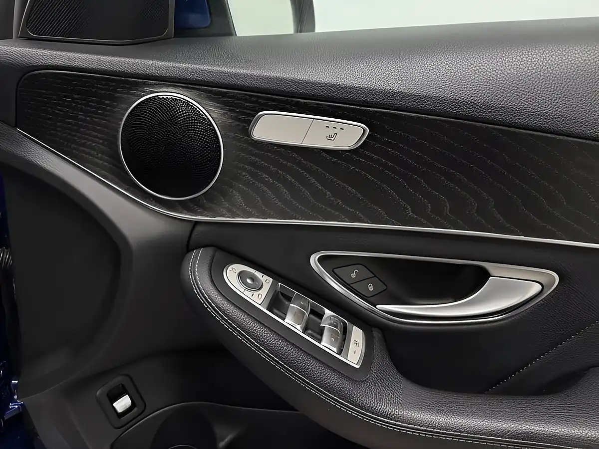 Used 2017 Mercedes-Benz C Class AMG Line Blue - Interior and Exterior details 13