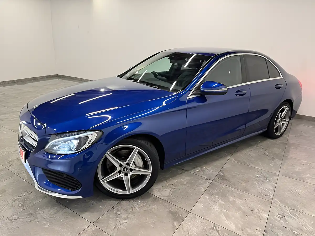 Used 2017 Mercedes-Benz C Class AMG Line Blue - Interior and Exterior details 4