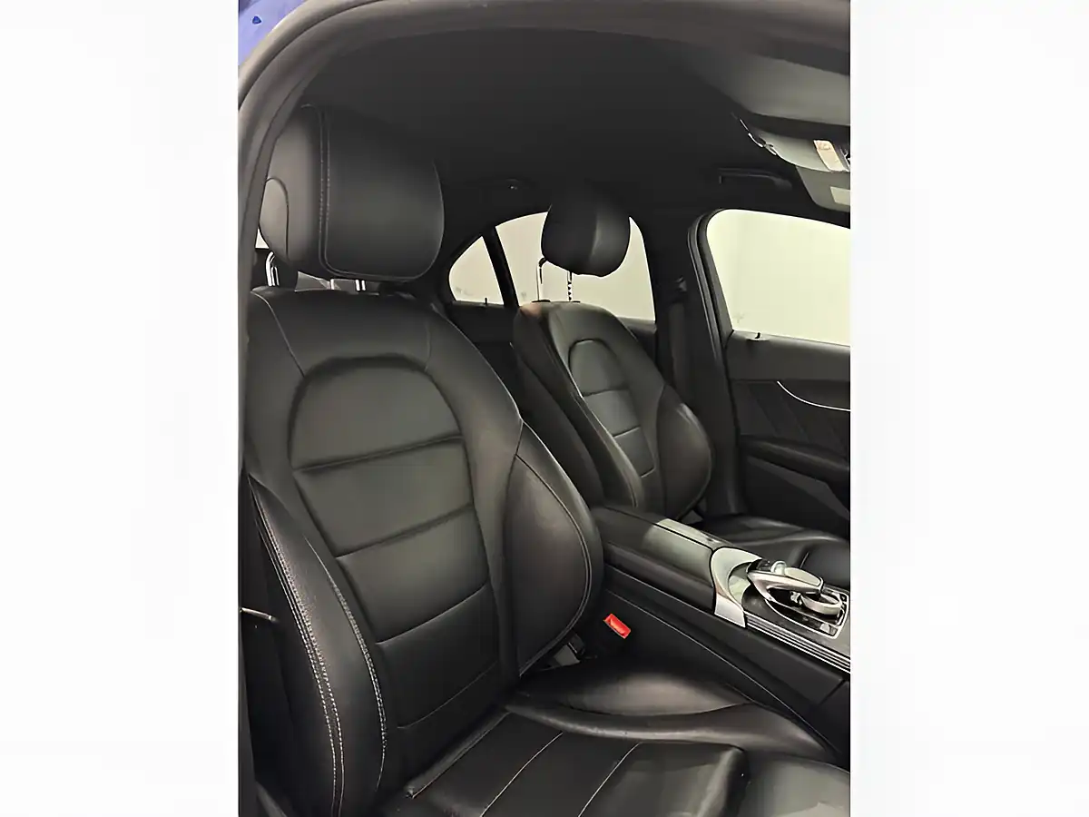 Used 2017 Mercedes-Benz C Class AMG Line Blue - Interior and Exterior details 9
