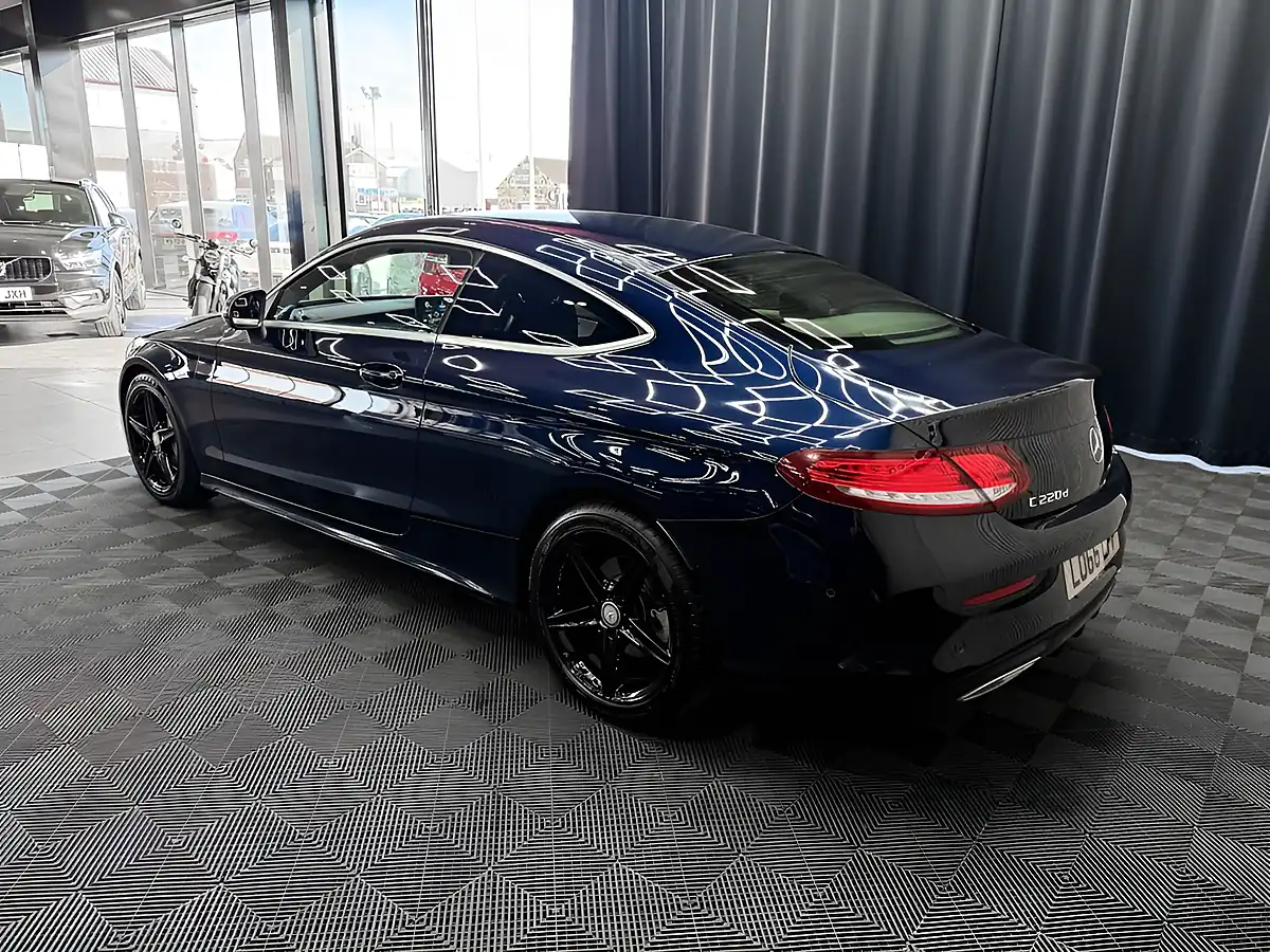 Used 2017 Mercedes-Benz C Class AMG Line Blue - Interior and Exterior details 18