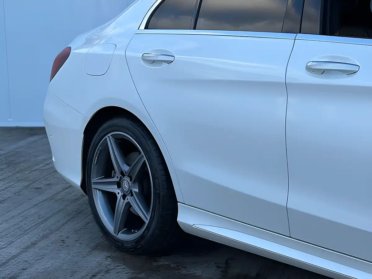 Used 2017 Mercedes-Benz C Class AMG Line Premium+ Diamond White - Interior and Exterior details 4