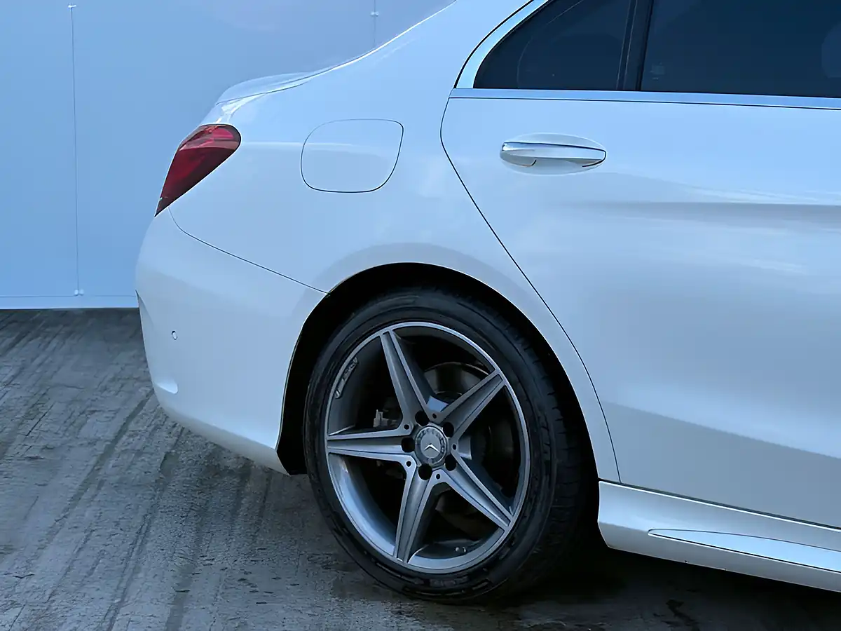 Used 2017 Mercedes-Benz C Class AMG Line Premium+ Diamond White - Interior and Exterior details 5
