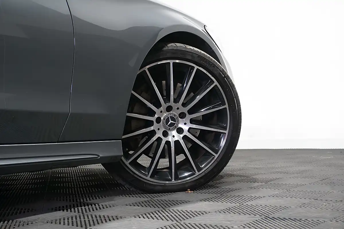 Used 2017 Mercedes-Benz C Class AMG Line (premium) Selenite Grey - Interior and Exterior details 16