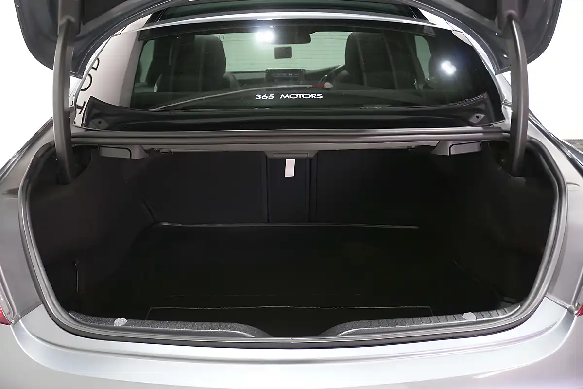 Used 2017 Mercedes-Benz C Class AMG Line (premium) Selenite Grey - Interior and Exterior details 9
