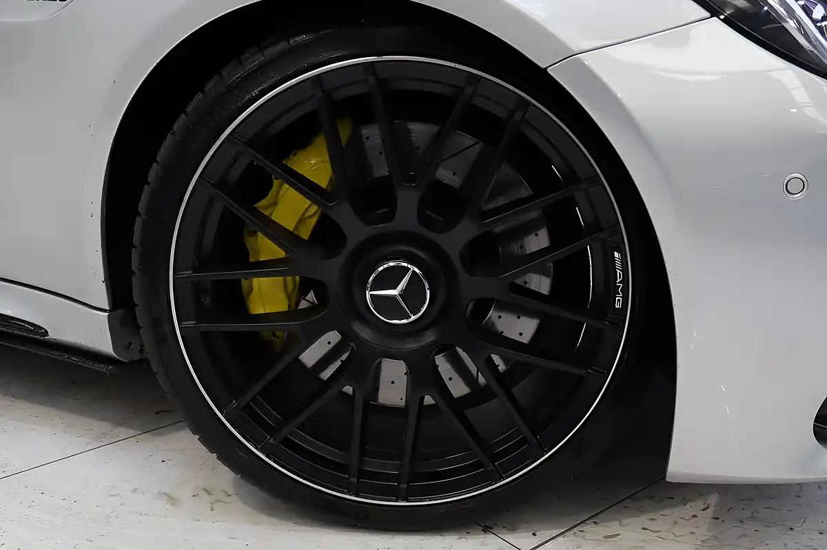 Used 2017 Mercedes-Benz C Class AMG S (premium) Iridium Silver - Interior and Exterior details 4