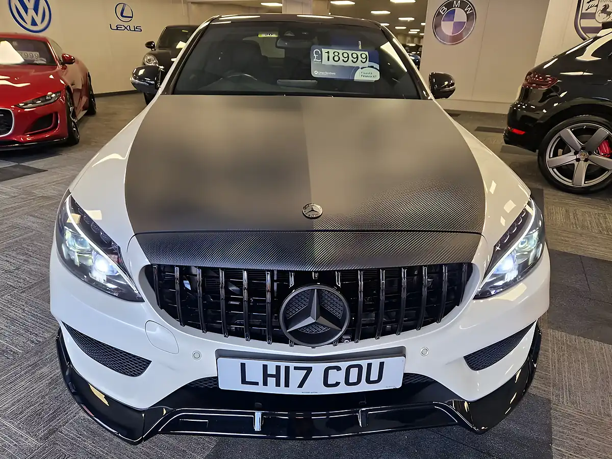 Used 2017 Mercedes-Benz C-Class Premium Plus Diamond White - Interior and Exterior details 13