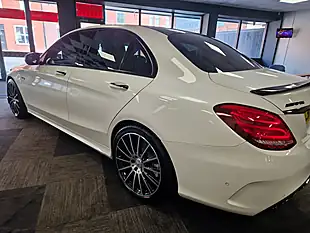 Used 2017 Mercedes-Benz C-Class Premium Plus Diamond White - Interior and Exterior details 8