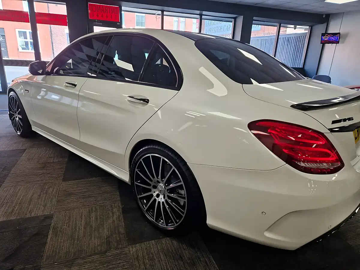 Used 2017 Mercedes-Benz C-Class Premium Plus Diamond White - Interior and Exterior details 8