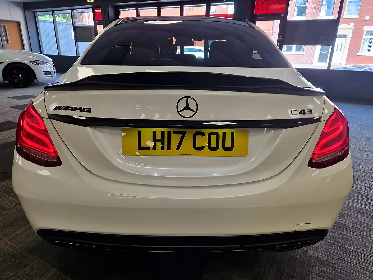 Used 2017 Mercedes-Benz C-Class Premium Plus Diamond White - Interior and Exterior details 9