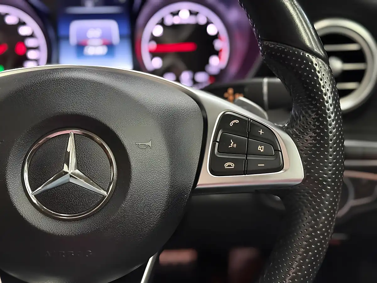 Used 2017 Mercedes-Benz C Class Premium Plus Diamond White - Interior and Exterior details 14