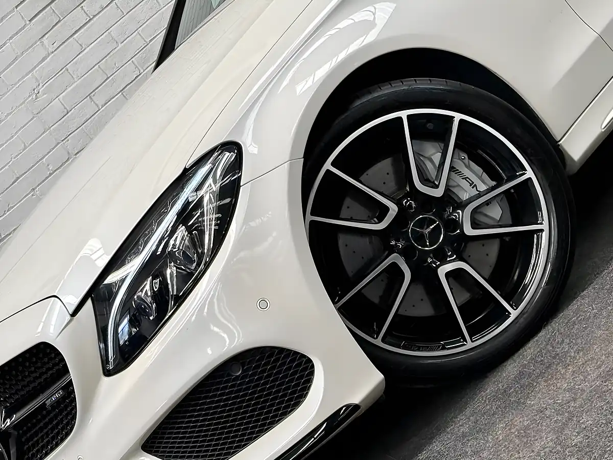 Used 2017 Mercedes-Benz C Class Premium Plus Diamond White - Interior and Exterior details 19