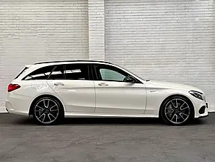 Used 2017 Mercedes-Benz C Class Premium Plus Diamond White - Interior and Exterior details 5