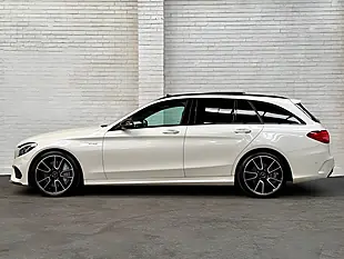 Used 2017 Mercedes-Benz C Class Premium Plus Diamond White - Interior and Exterior details 6