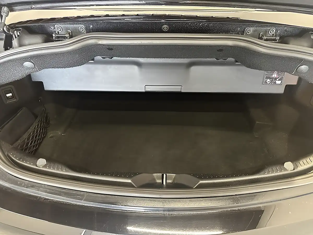 Used 2017 Mercedes-Benz C Class Premium Plus Obsidian Black - Interior and Exterior details 20