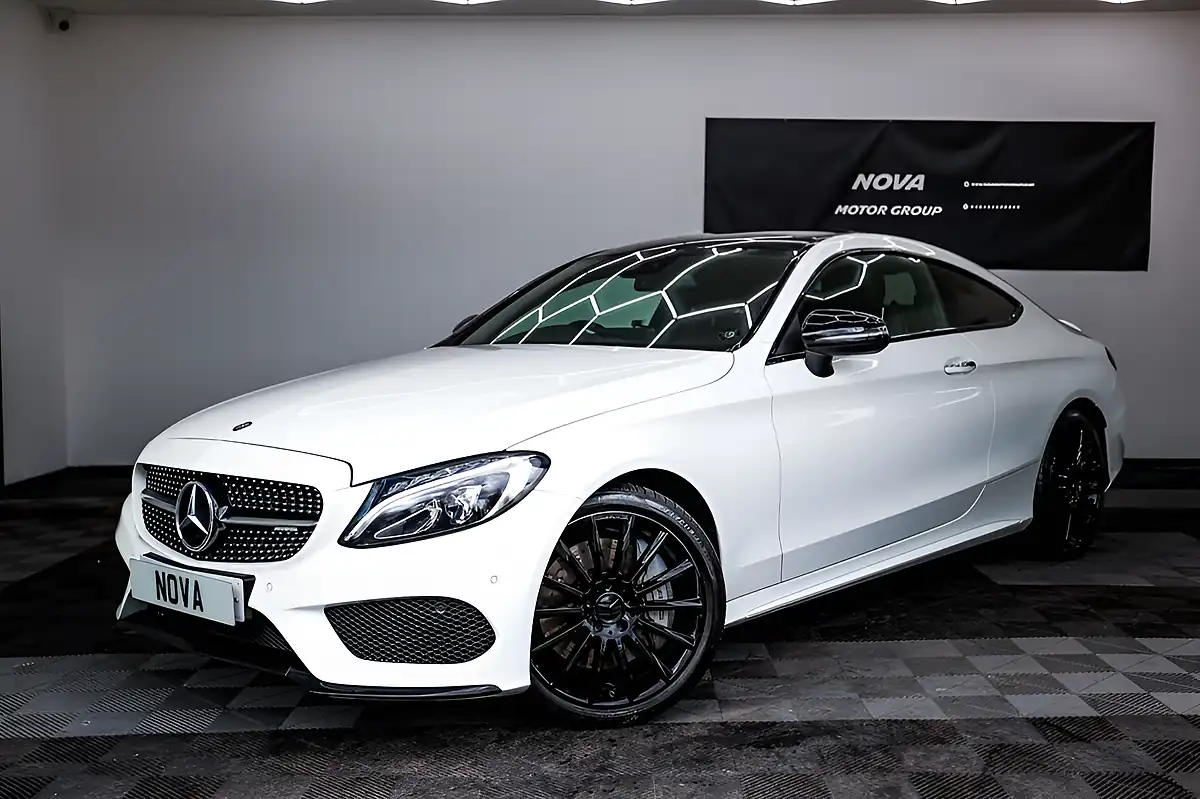 Used 2017 Mercedes-Benz C-Class Premium Plus White - Interior and Exterior details 2