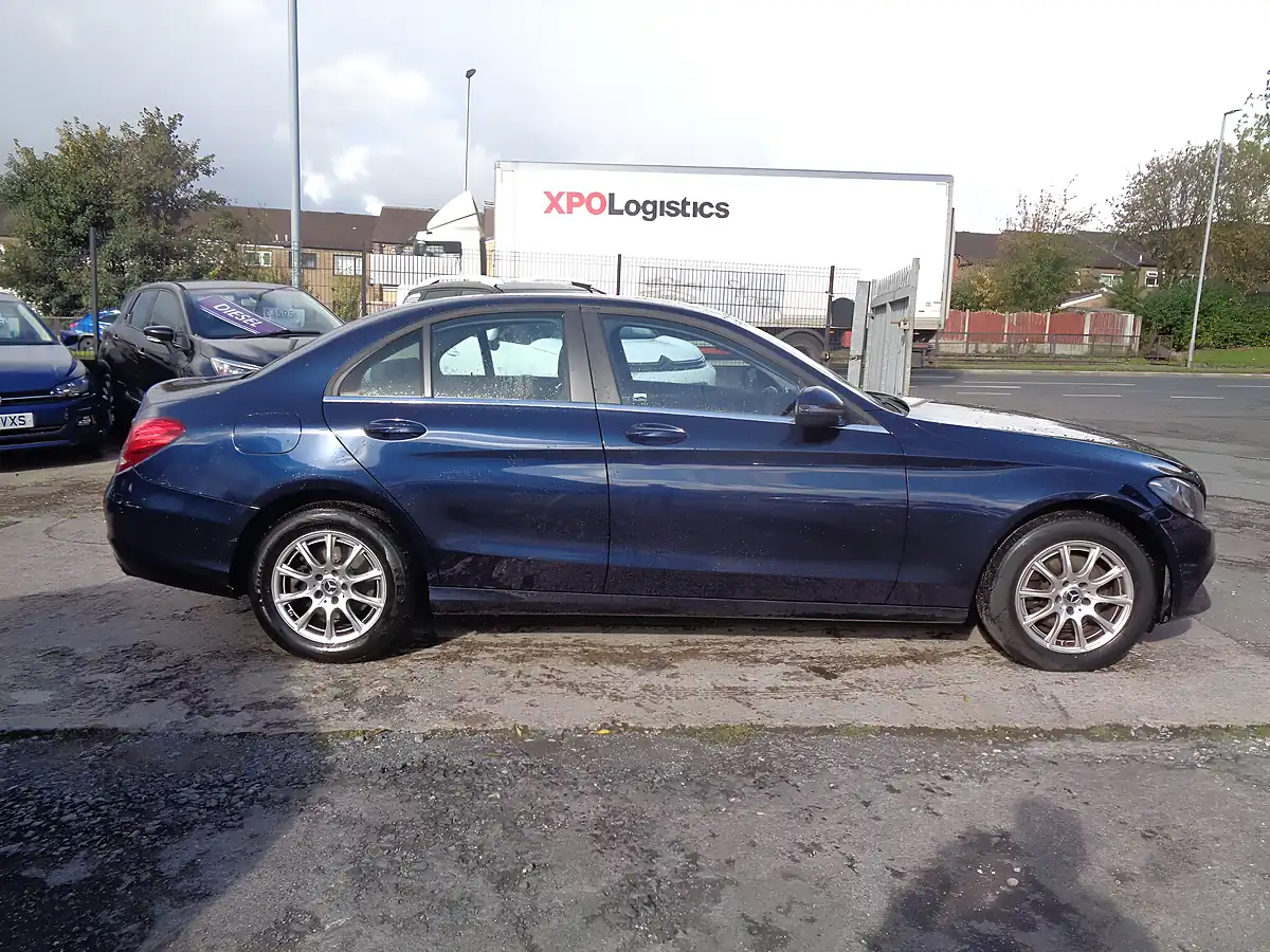 Used 2017 Mercedes-Benz C Class Se Blue - Interior and Exterior details 3