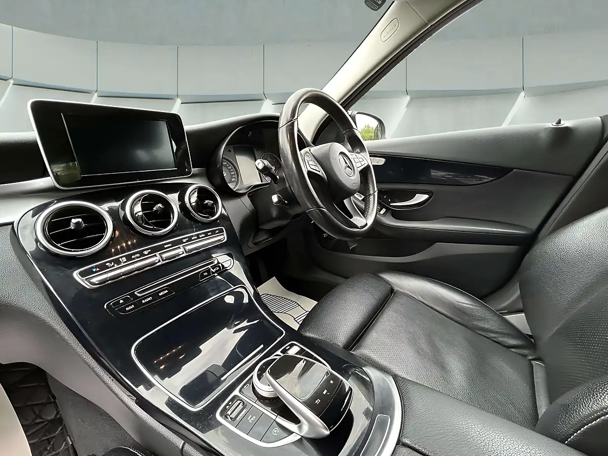 Used 2017 Mercedes-Benz C Class Se Executive Edition Black - Interior and Exterior details 18